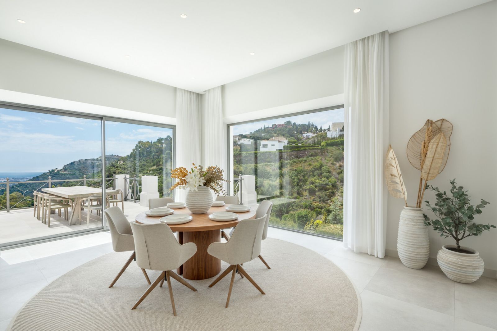 Fully renovated villa in el Madroñal - Image 11
