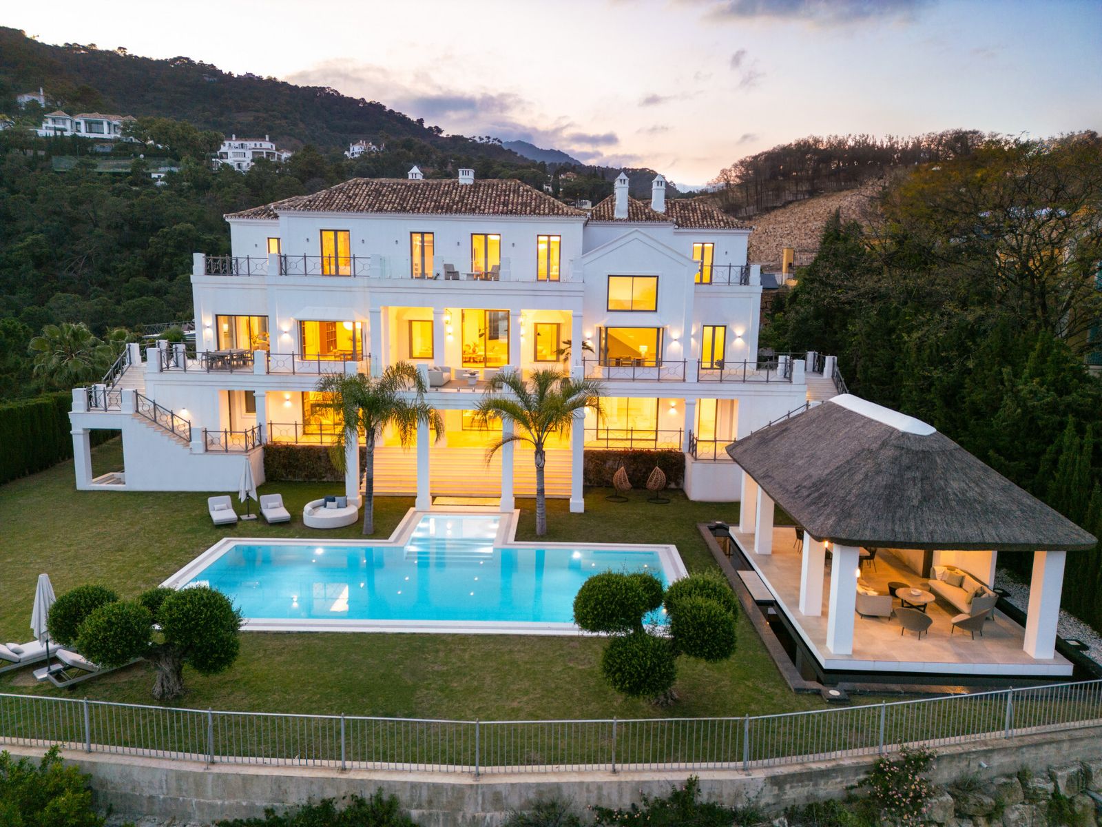 Fully renovated villa in el Madroñal - Image 31