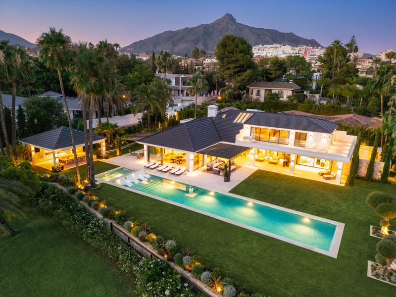 Villa Solstice - Image 1