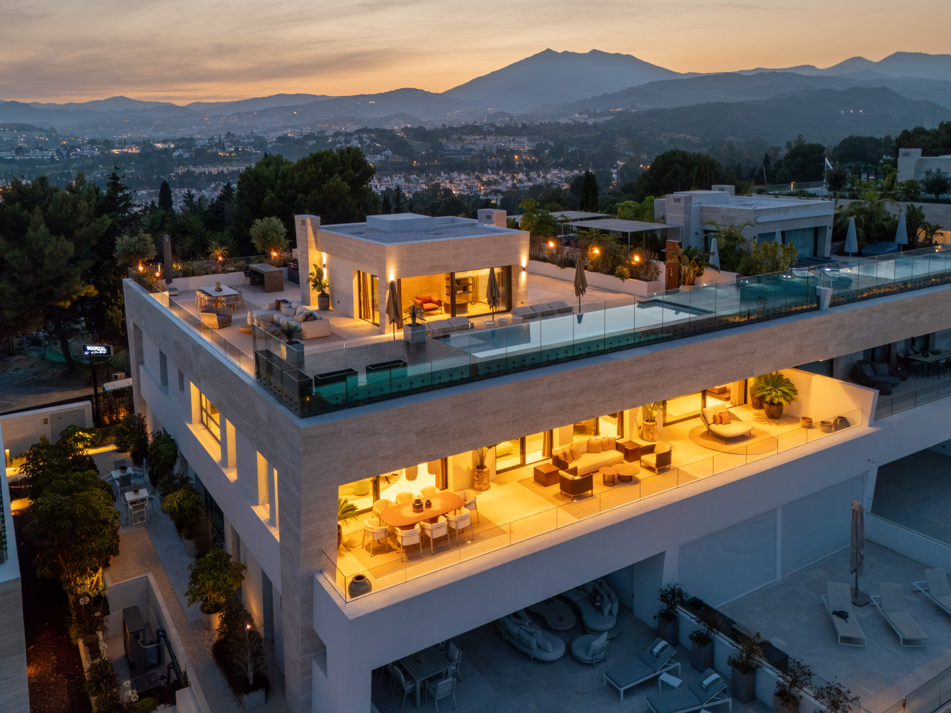 Skyvilla 6 - Image 1