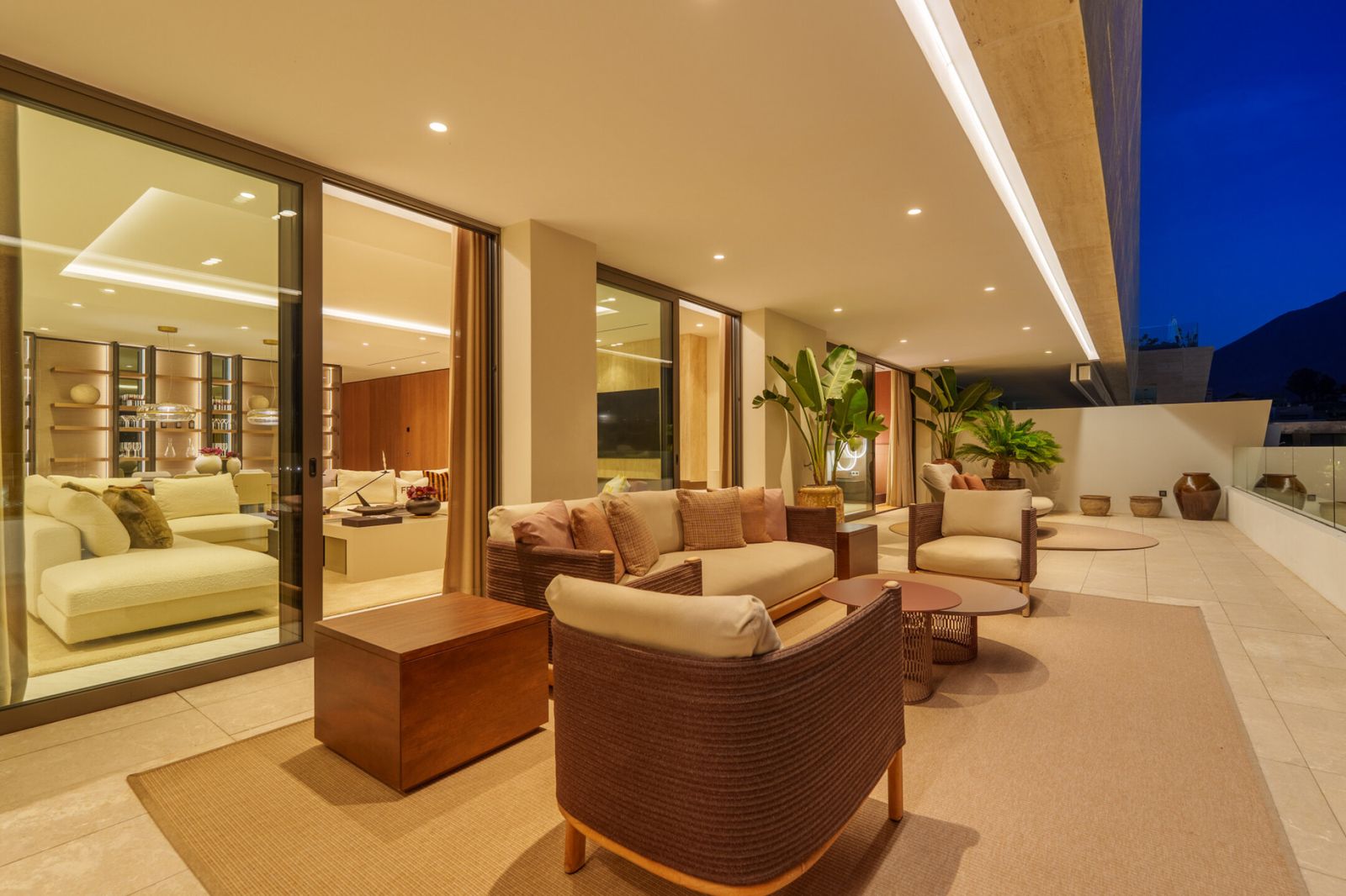 Skyvilla 6 - Image 37
