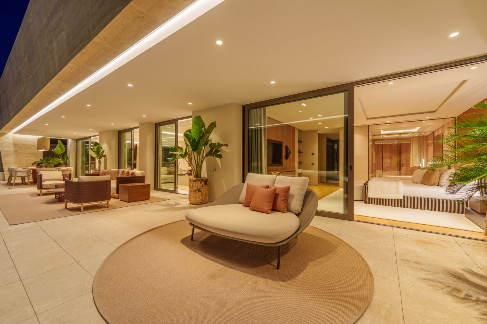 Skyvilla 6 - Image 39