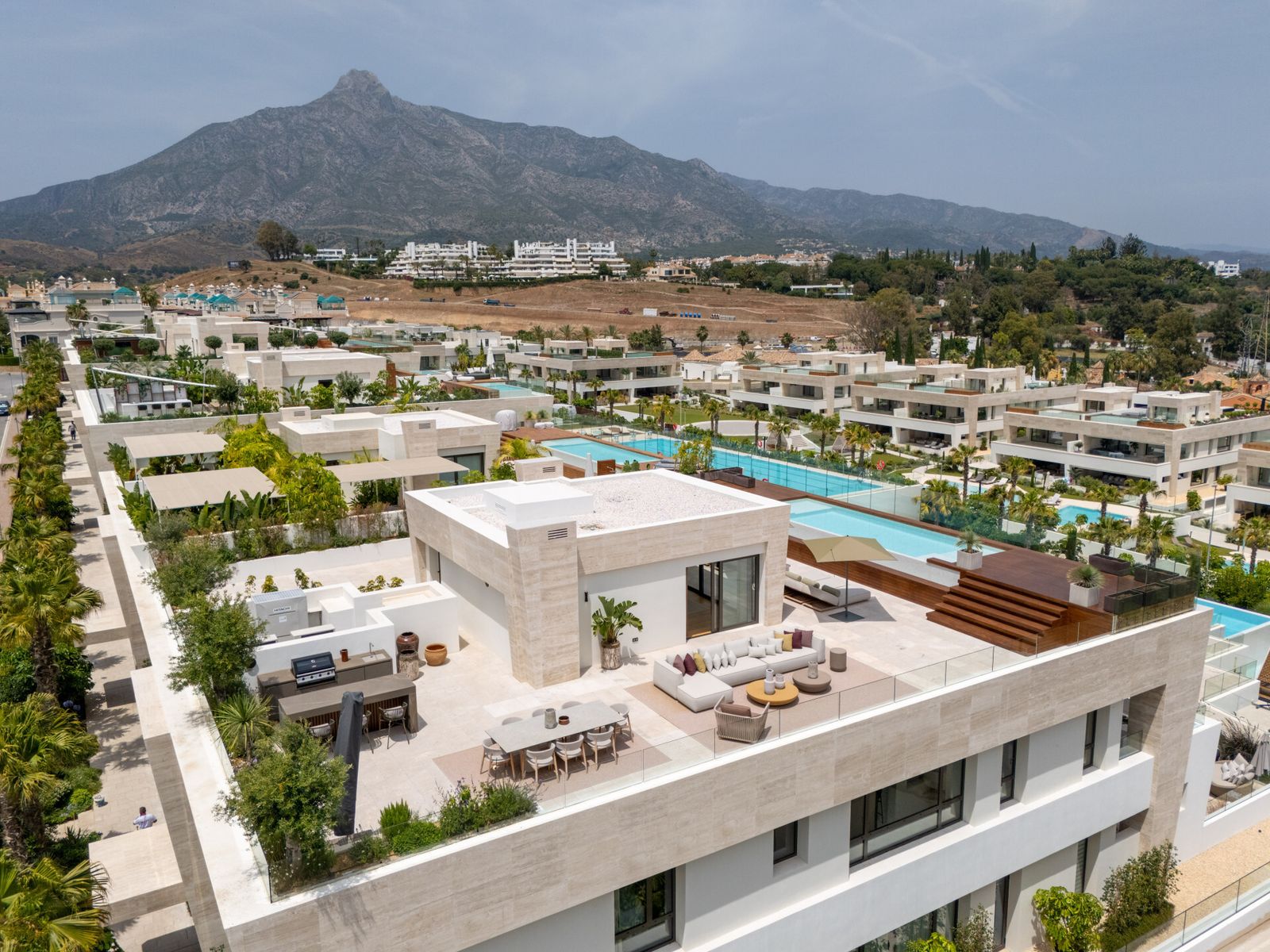 Skyvilla 6 - Image 42