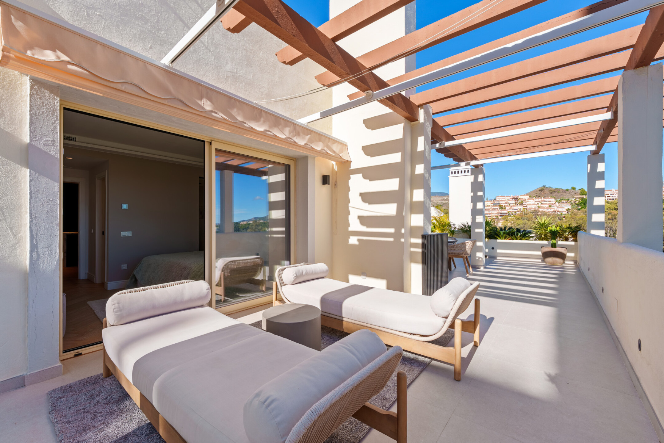 Renovated Scandinavian-Style Duplex Penthouse with Private Pool and Panoramic Views in La Cerquilla - Image 13