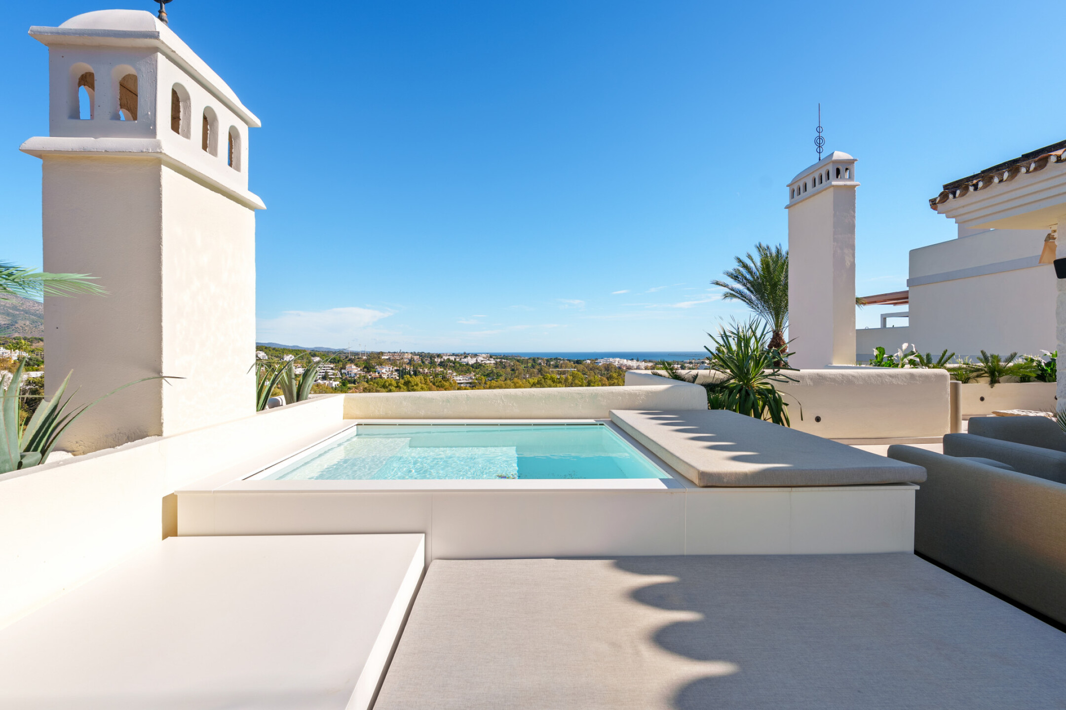 Renovated Scandinavian-Style Duplex Penthouse with Private Pool and Panoramic Views in La Cerquilla - Image 19