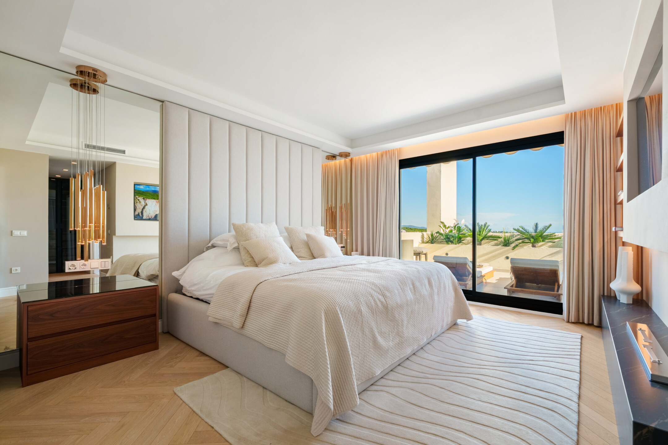 Renovated Scandinavian-Style Duplex Penthouse with Private Pool and Panoramic Views in La Cerquilla - Image 21