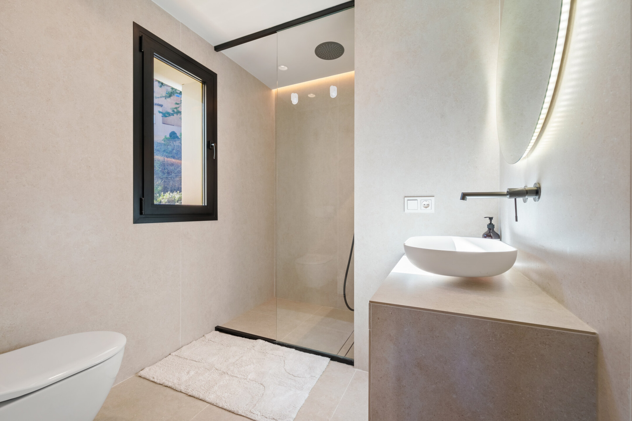 Renovated Scandinavian-Style Duplex Penthouse with Private Pool and Panoramic Views in La Cerquilla - Image 29