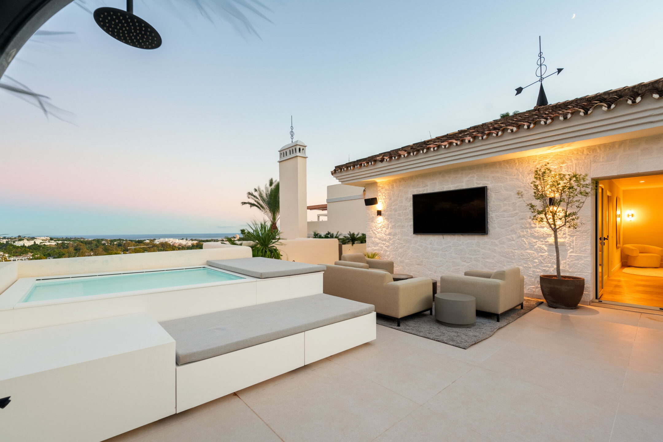 Renovated Scandinavian-Style Duplex Penthouse with Private Pool and Panoramic Views in La Cerquilla - Image 38