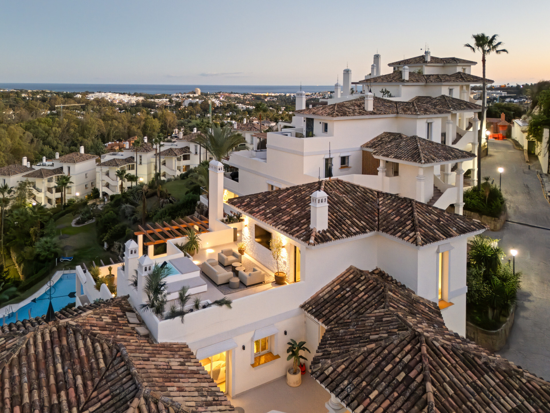 Renovated Scandinavian-Style Duplex Penthouse with Private Pool and Panoramic Views in La Cerquilla - Image 49