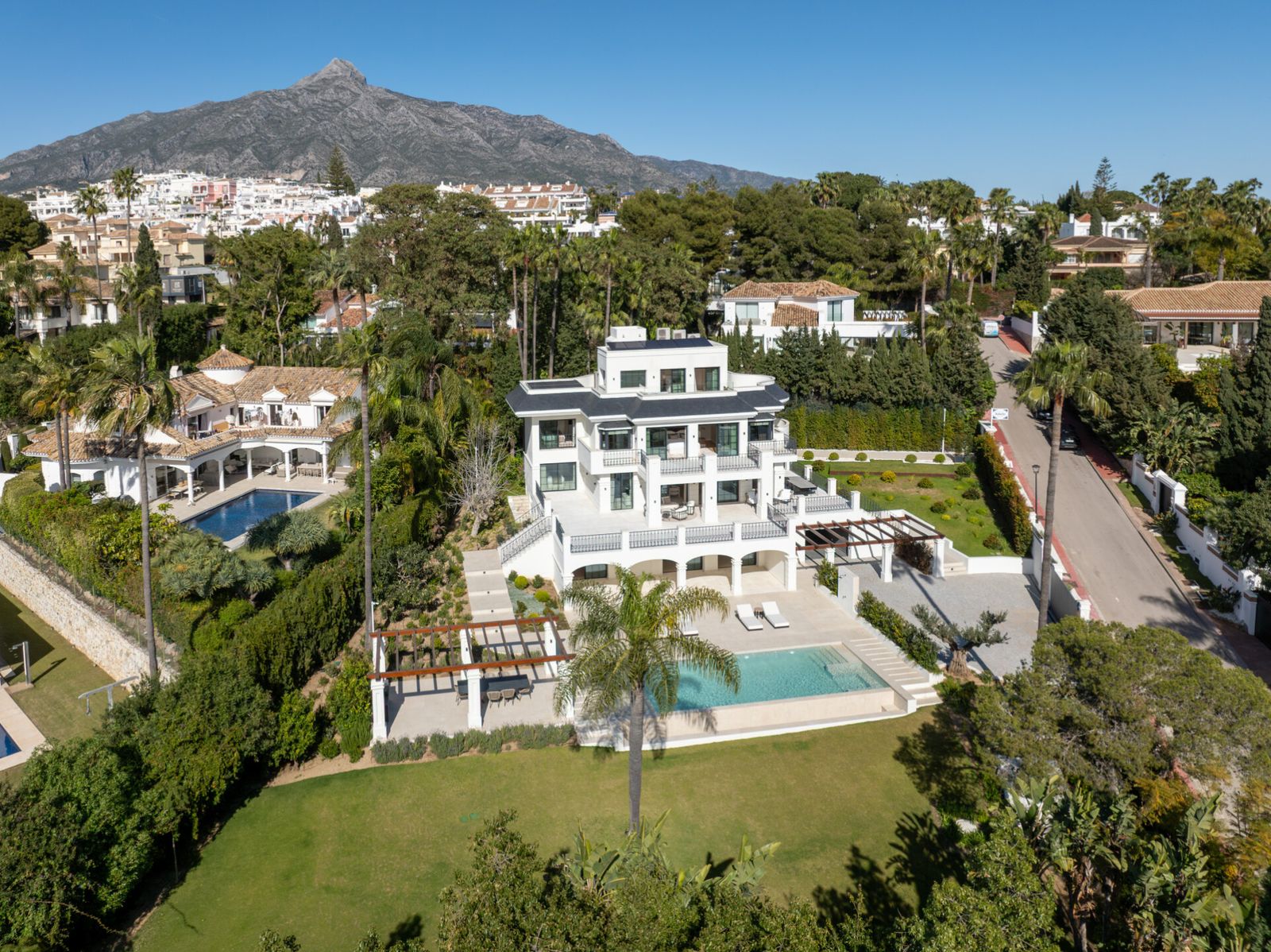 Villa Monte Blanco - Image 3